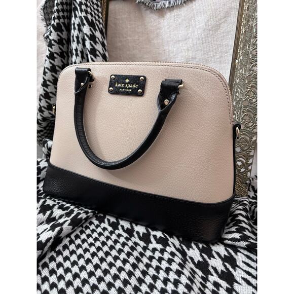 KATE SPADE Wellesley Rachelle Bag in Great Condition! Pebble and Black! - Picture 1 of 12